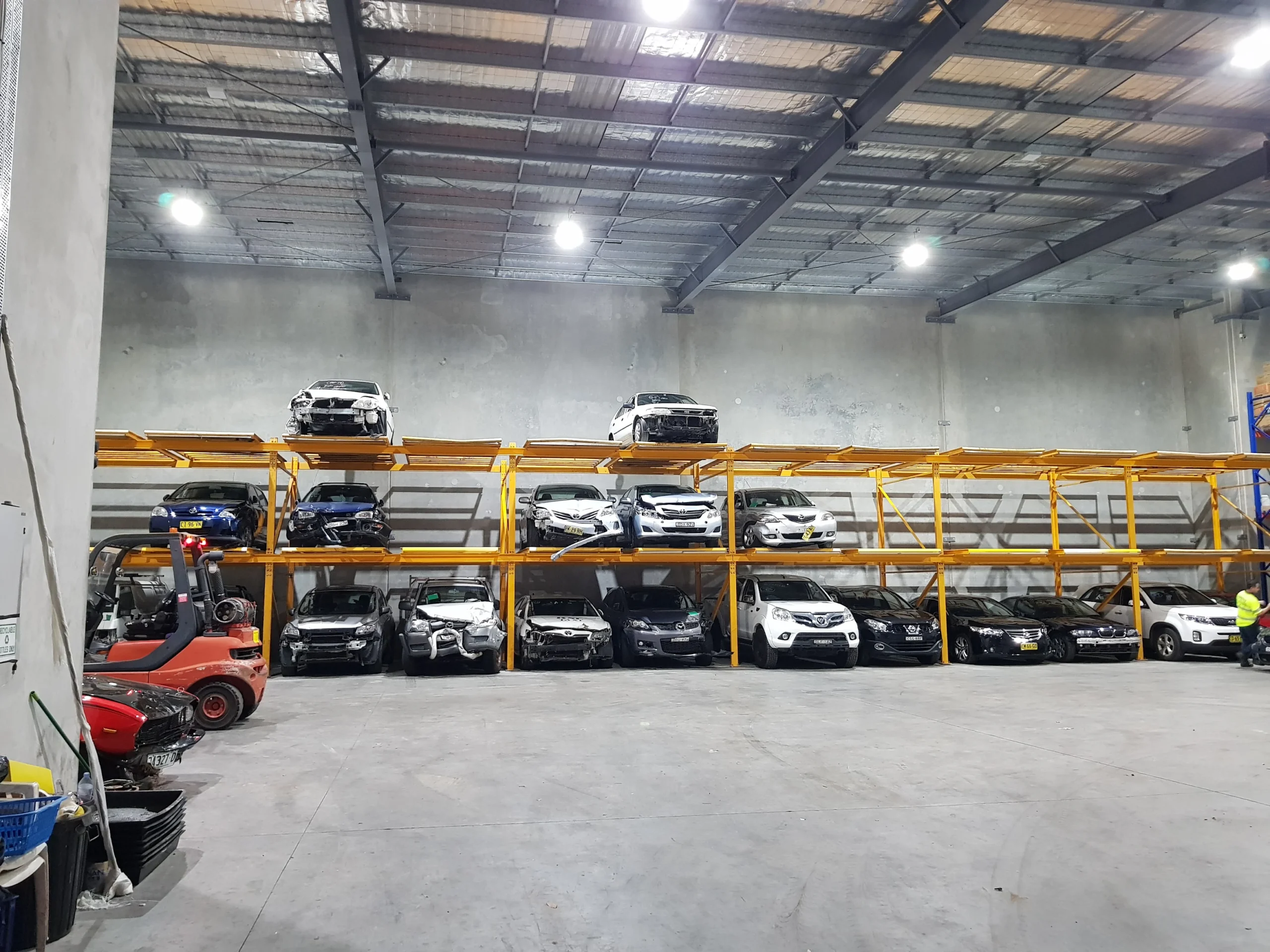 tilt tray towing